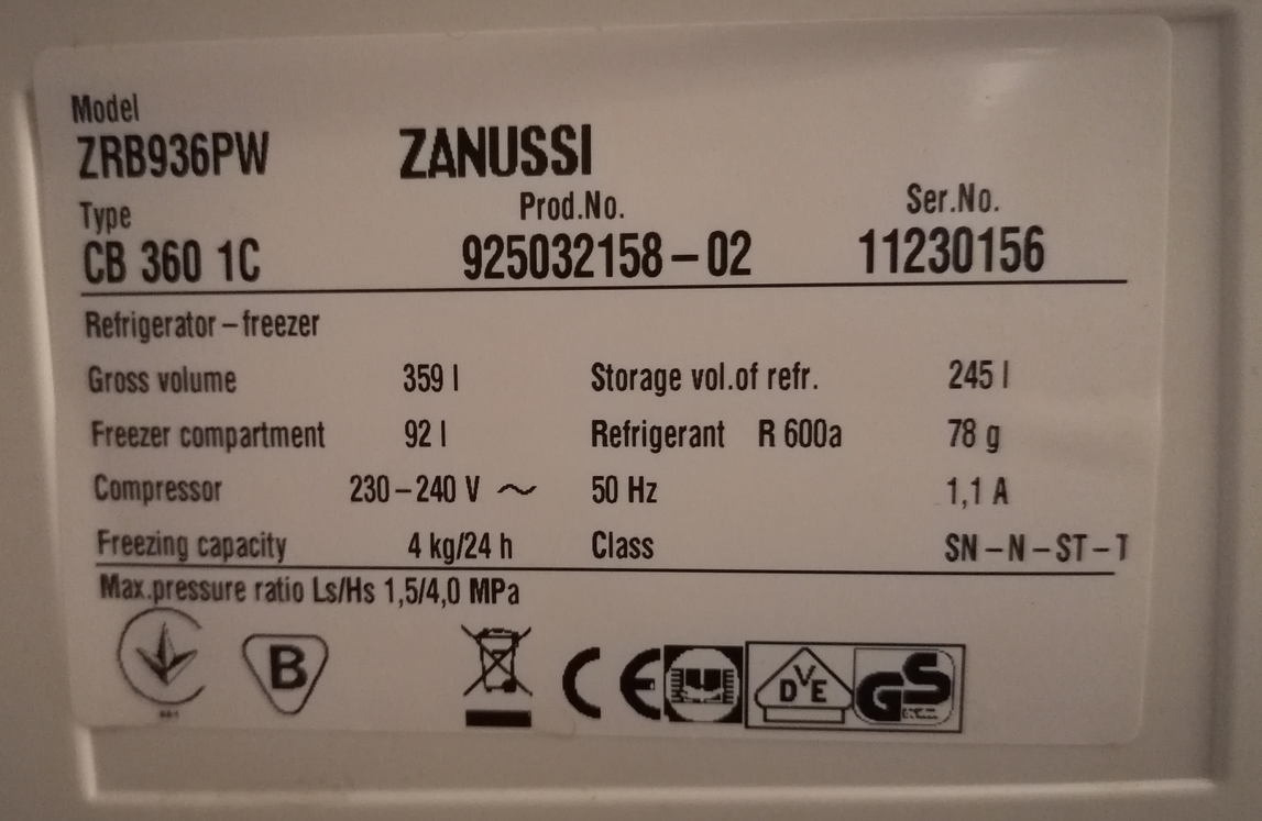Primer nalepke Zanussi za hladilnik